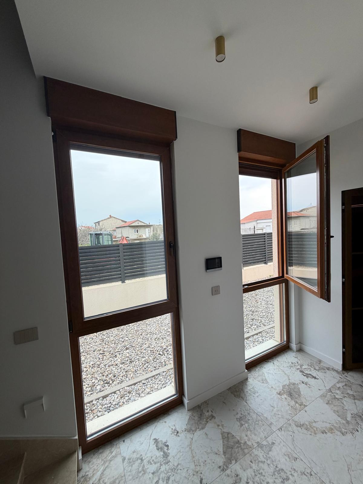 Luksuzna vila, Kaštel Lukšić 8