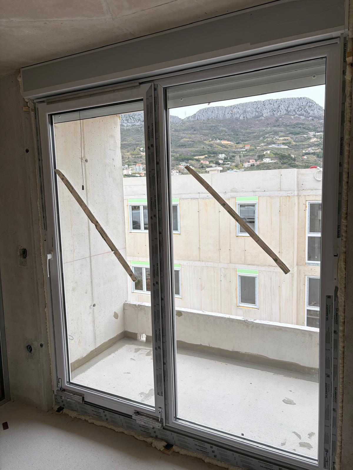 Stambene zgrade u izvedbi, Solin 4